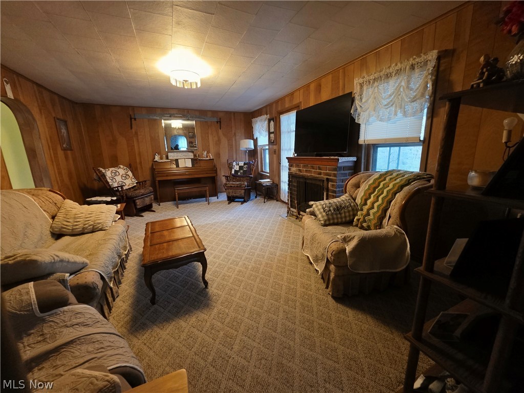 342 N Bridge Street Newcomerstown OH 43832