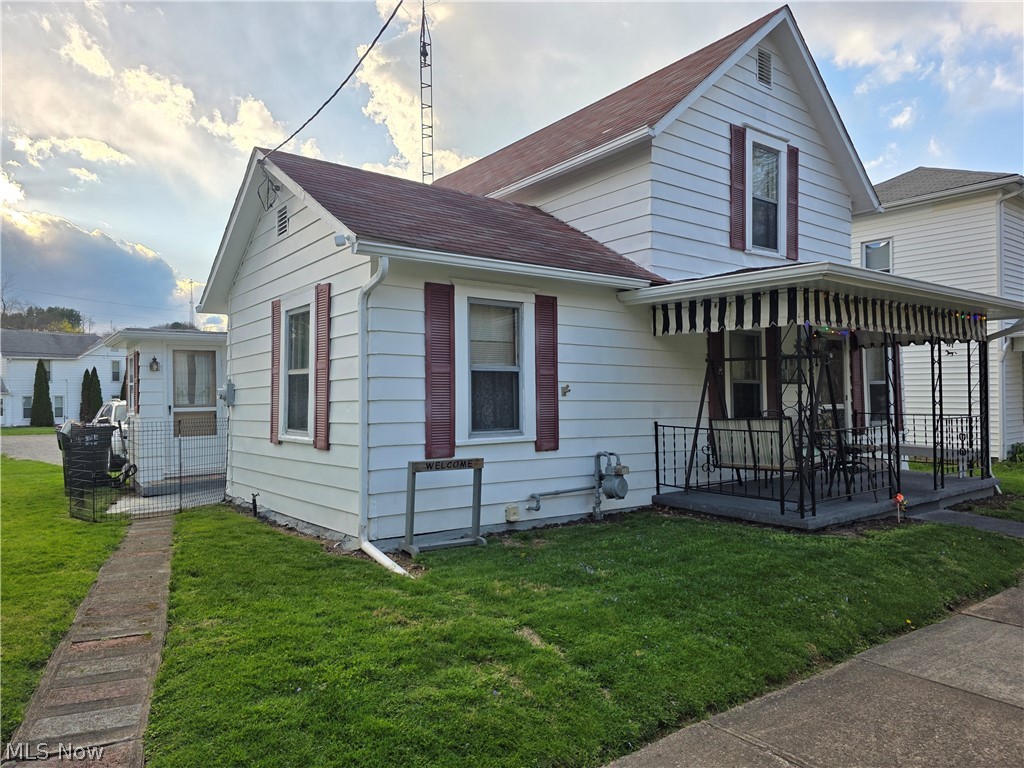 342 N Bridge Street Newcomerstown OH 43832
