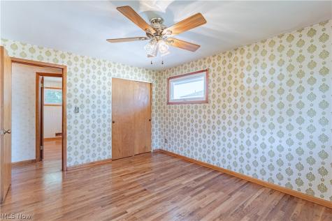10985 Kader Drive Parma OH 44130