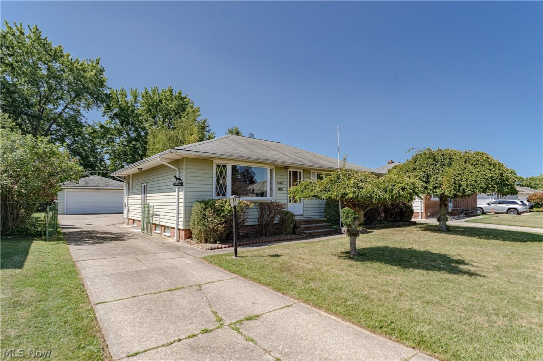10985 Kader Drive Parma OH 44130