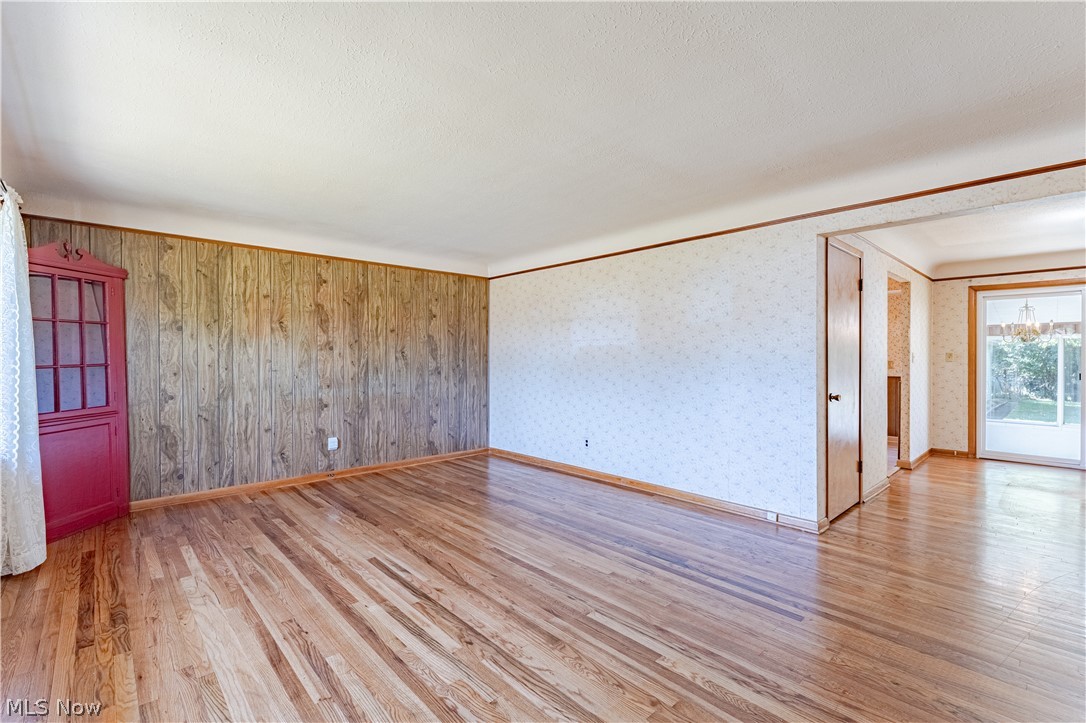 10985 Kader Drive Parma OH 44130