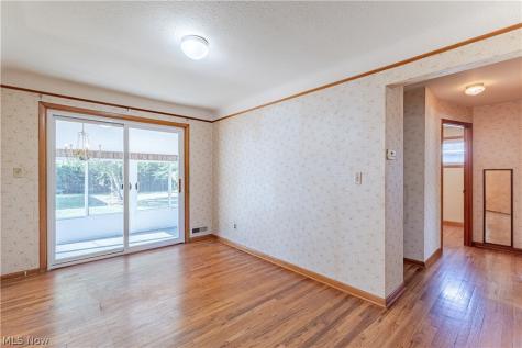 10985 Kader Drive Parma OH 44130