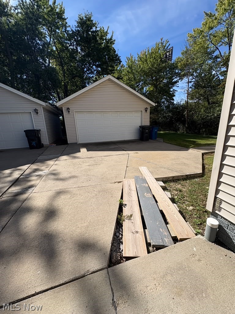 16200 Kollin Avenue Cleveland OH 44128