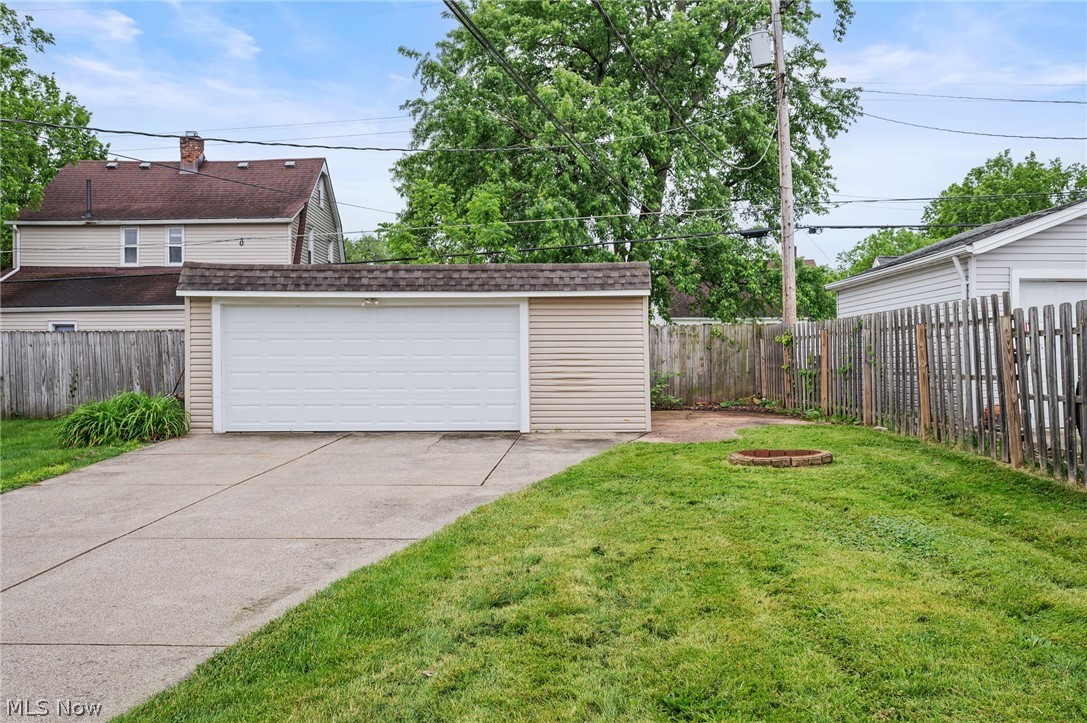 4423 Russell Avenue Parma OH 44134