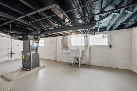 4423 Russell Avenue Parma OH 44134