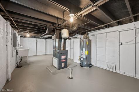 4423 Russell Avenue Parma OH 44134