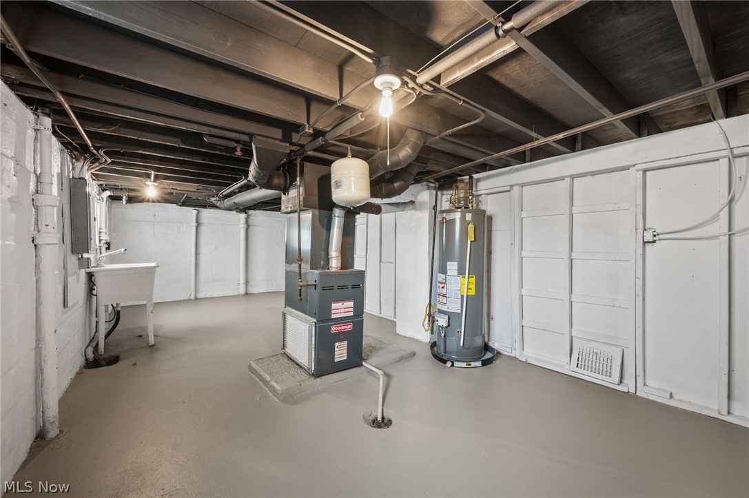 4423 Russell Avenue Parma OH 44134