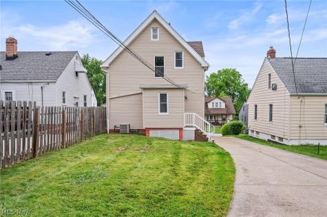 4423 Russell Avenue Parma OH 44134