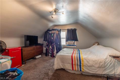 1703 41st Street NW Canton OH 44709