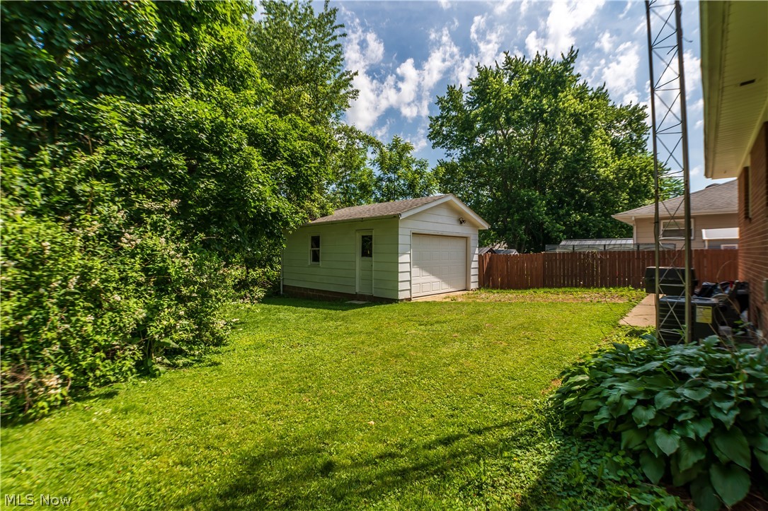 1703 41st Street NW Canton OH 44709