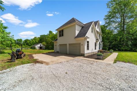 24050 Sprague Road Olmsted Falls OH 44138