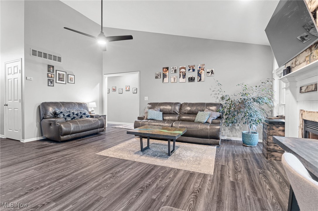 3917 Cayugas Drive Akron OH 44319