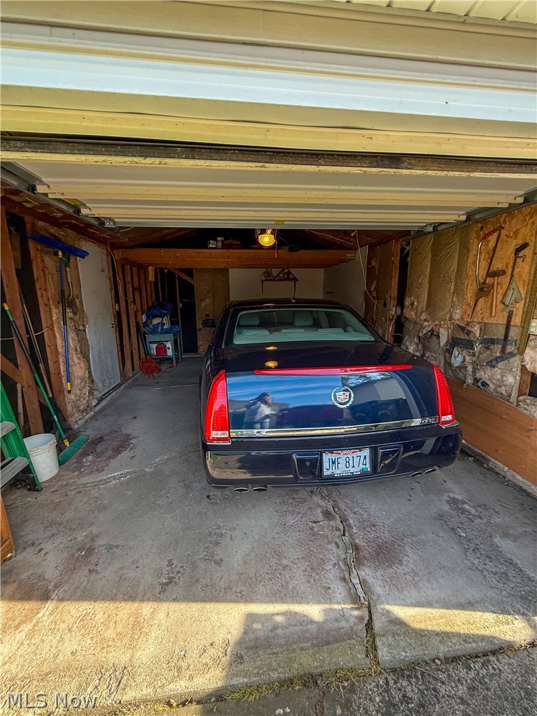519 Case Avenue Elyria OH 44035