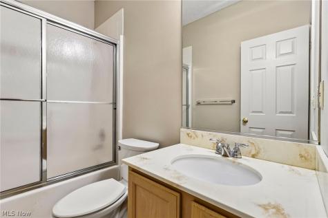 4258 Reserve Way Avon OH 44011