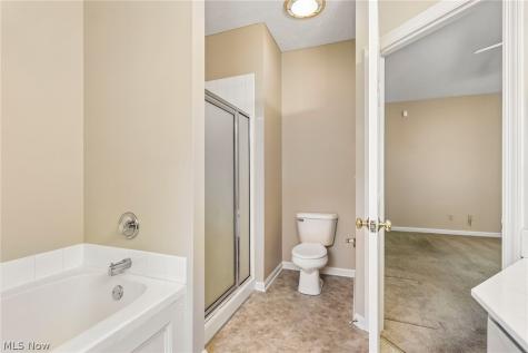 4258 Reserve Way Avon OH 44011