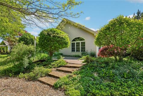 4258 Reserve Way Avon OH 44011