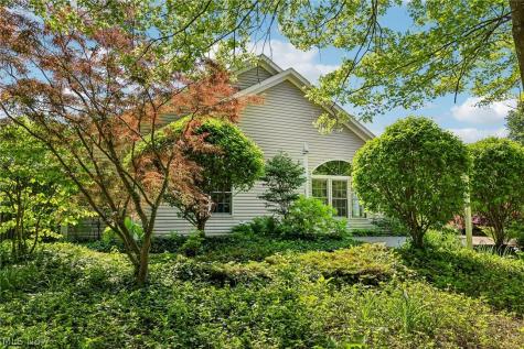 4258 Reserve Way Avon OH 44011