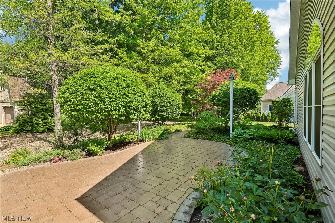 4258 Reserve Way Avon OH 44011