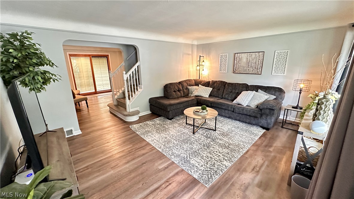 1787 E 227th Street Euclid OH 44117