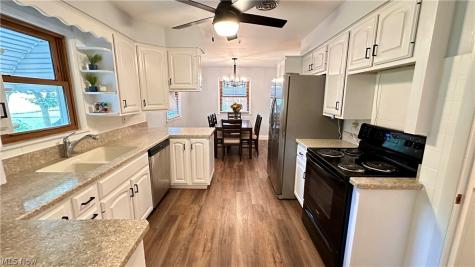1787 E 227th Street Euclid OH 44117