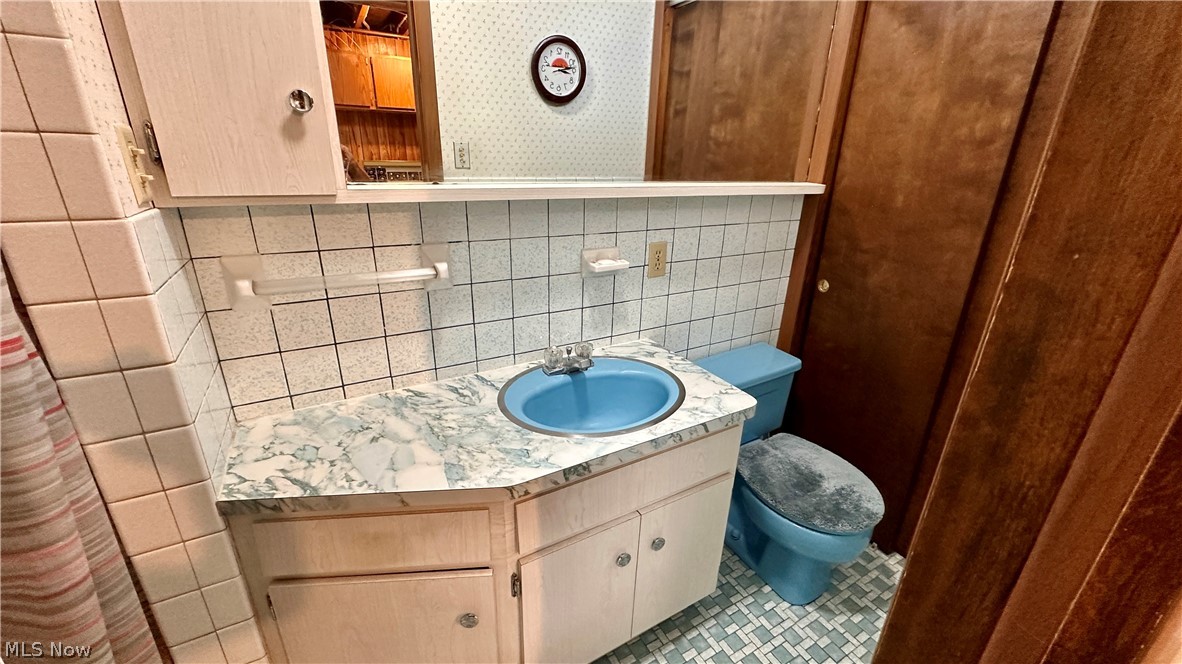 1787 E 227th Street Euclid OH 44117