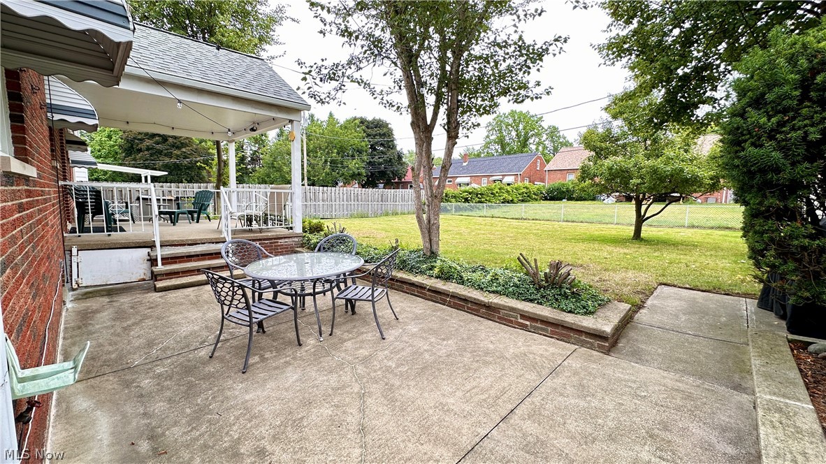 1787 E 227th Street Euclid OH 44117