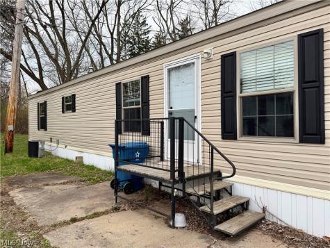2606 Lincoln Way W Massillon OH 44647