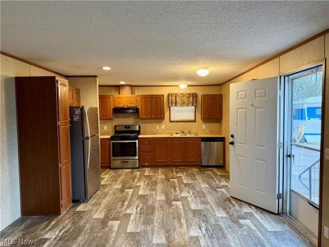 2606 Lincoln Way W Massillon OH 44647