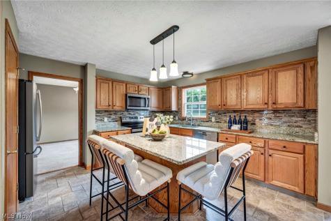 690 River Bend Boulevard Kent OH 44240