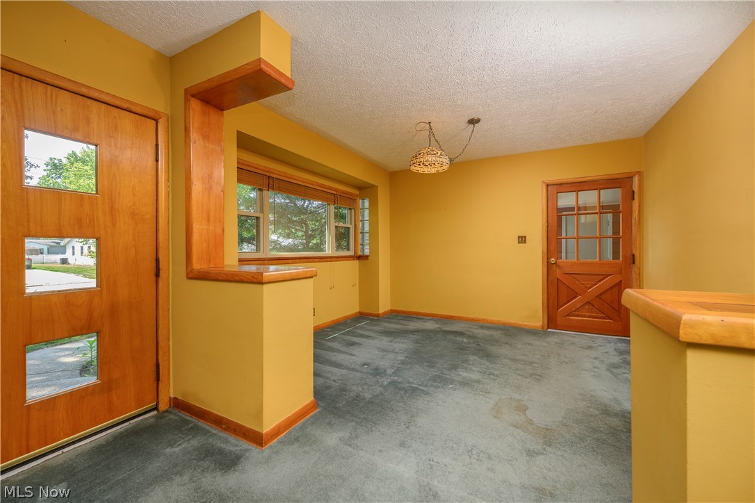 2035 Thornhill Drive Akron OH 44313