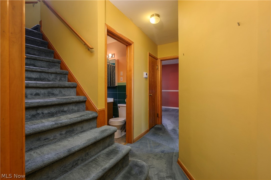 2035 Thornhill Drive Akron OH 44313