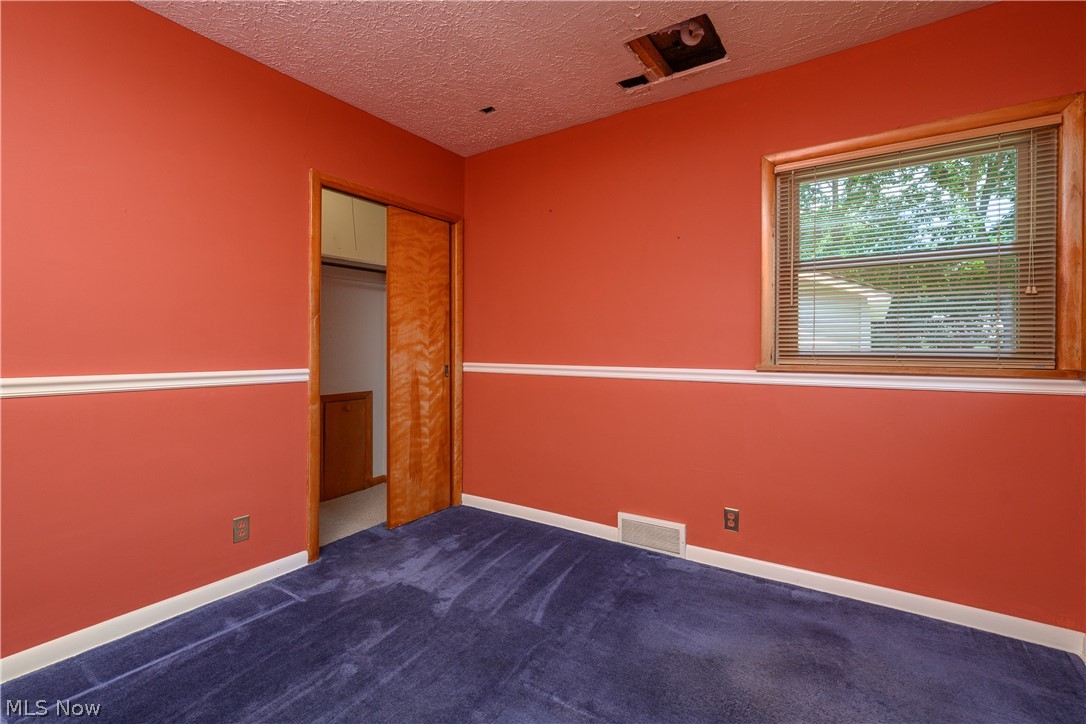2035 Thornhill Drive Akron OH 44313