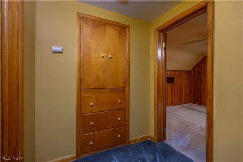 2035 Thornhill Drive Akron OH 44313