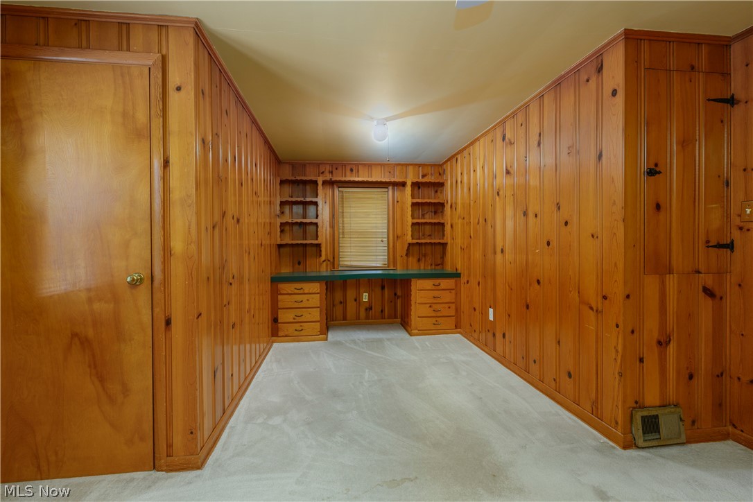 2035 Thornhill Drive Akron OH 44313