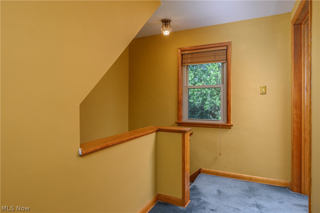 2035 Thornhill Drive Akron OH 44313