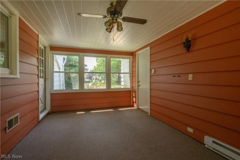 2035 Thornhill Drive Akron OH 44313