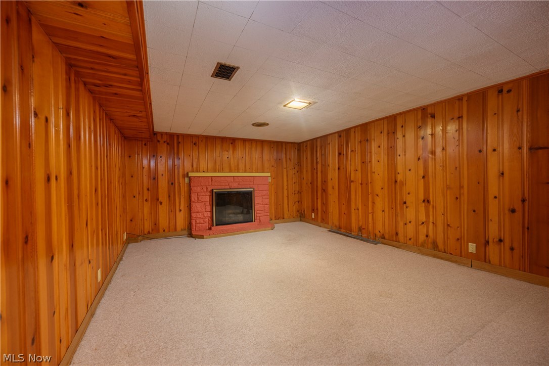 2035 Thornhill Drive Akron OH 44313