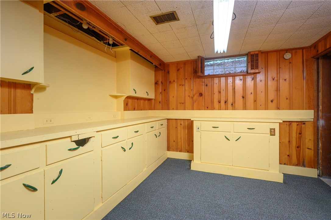 2035 Thornhill Drive Akron OH 44313