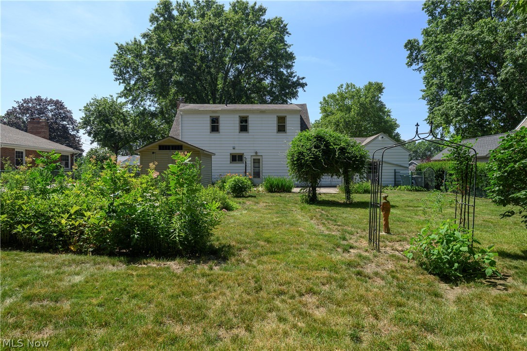 2035 Thornhill Drive Akron OH 44313