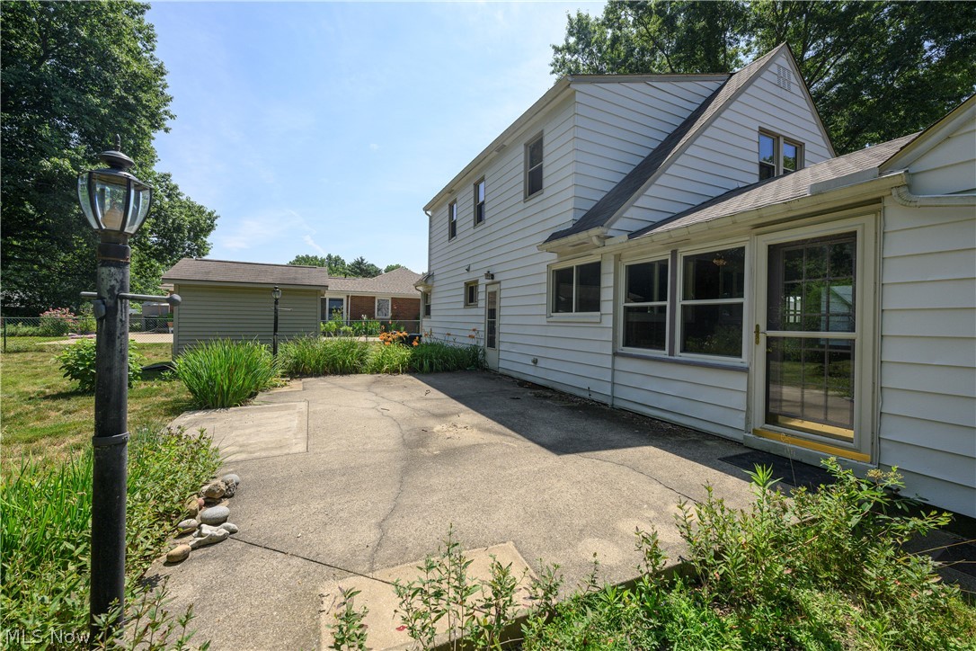 2035 Thornhill Drive Akron OH 44313