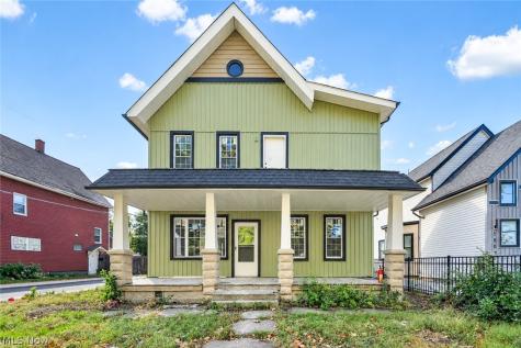 1803 Brevier Avenue Cleveland OH 44113
