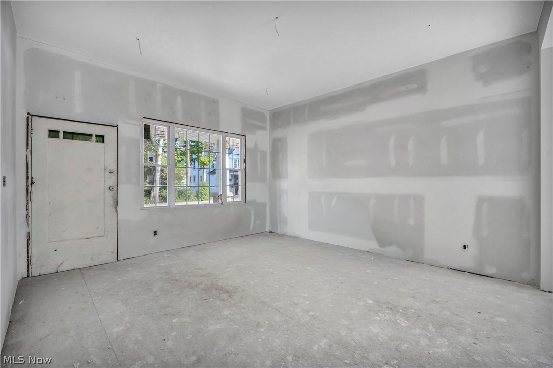 1803 Brevier Avenue Cleveland OH 44113