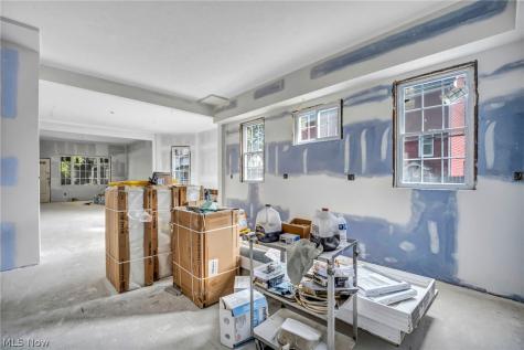 1803 Brevier Avenue Cleveland OH 44113