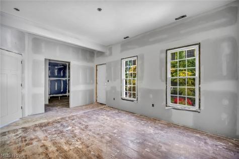 1803 Brevier Avenue Cleveland OH 44113