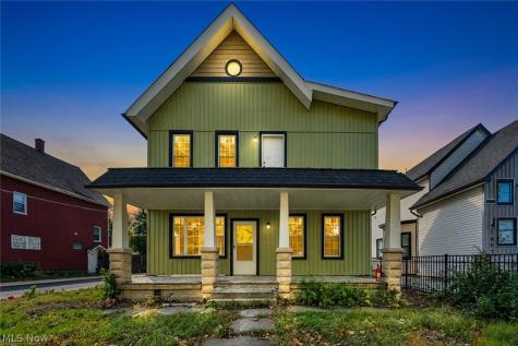 1803 Brevier Avenue Cleveland OH 44113