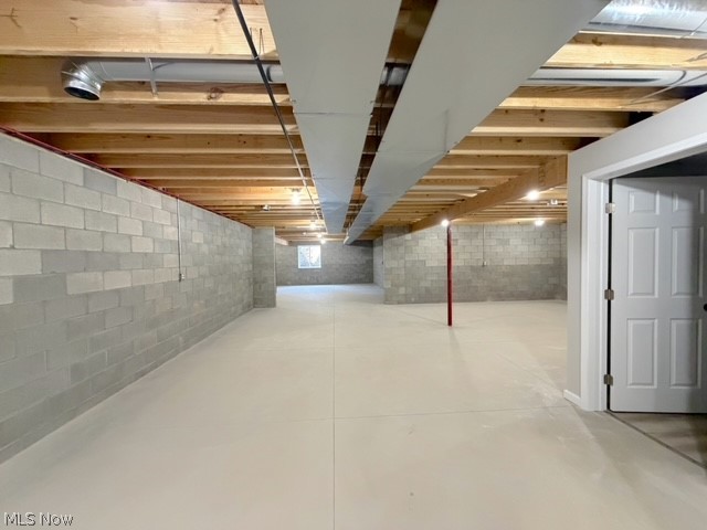 136 S Chestnut Street Gnadenhutten OH 44629