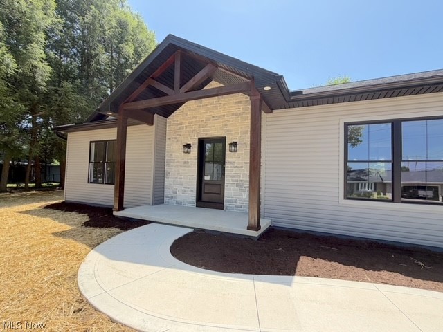 136 S Chestnut Street Gnadenhutten OH 44629