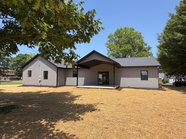 136 S Chestnut Street Gnadenhutten OH 44629