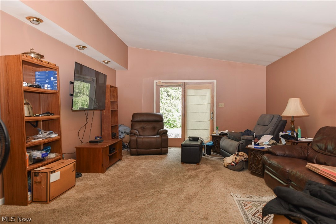 526 Ridge Road Newton Falls OH 44444