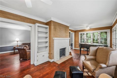 2318 Selma Avenue Youngstown OH 44504